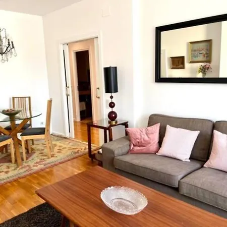 아파트 Con 2 Dormitorios, Elegante Y Centrico En Rambla Catalunya - Es-341-2 *